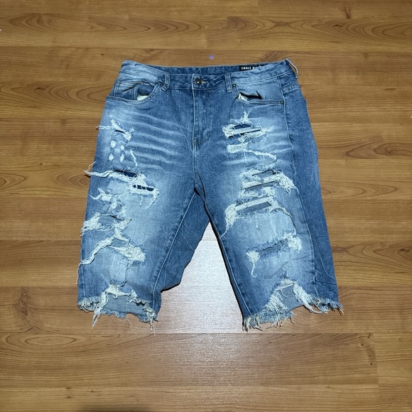 Stylish Distressed Blue Jean Shorts - Picture 1 of 4